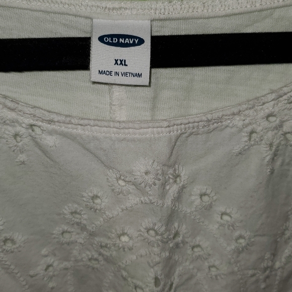 Eyelet Top - Picture 5 of 5